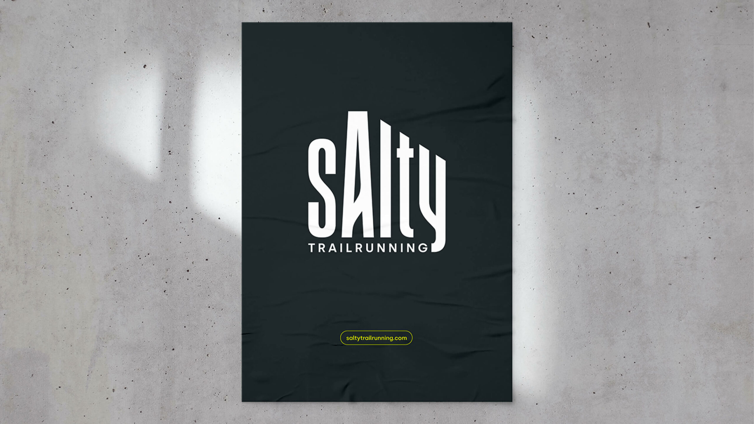 salty-trailrunning-case-ohwoman